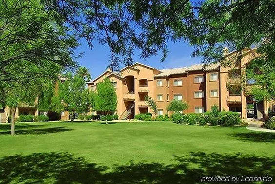 By Marriott Williams Centre 3*