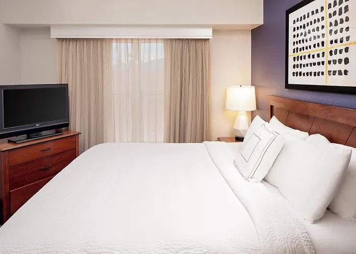 By Marriott Williams Centre 3* Tucson